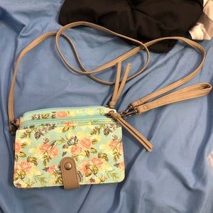 Floral Crossbody/Wristlet Bag